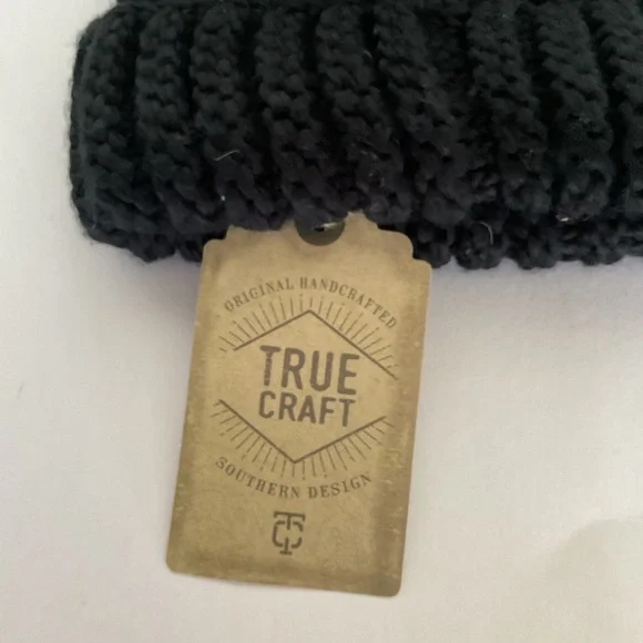 True Craft black Pom Pom Knit Hat NWT - Picture 4 of 10